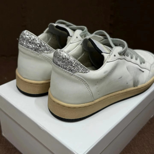Zapatillas Deportivas GGBD de Diseño, de Cuero Genuino, Color Blanco, Antideslizantes y Cómodas, Estilo Casual Dorado - Product Image 2