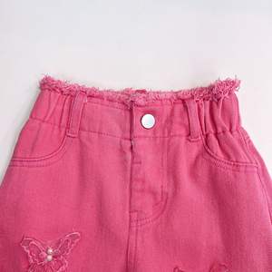 Completi estivi casual in denim traspirante a due pezzi per bambine di età media/grande, senza maniche, design strappato, poliestere/cotone - Product Image 5