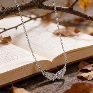 Collier pendentif ange en acier inoxydable 316L plaqué or 14k 18k sur mesure pour femmes, vente en gros - Product Image 3