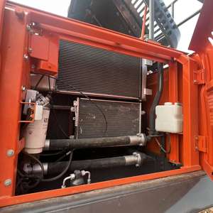 Excavadora Hidráulica de Orugas Usada Doosan DX300LC-9C/DX300 de 30 Toneladas, Importada de Corea, Bomba Isuzu, Buen Estado de Funcionamiento - Product Image 4