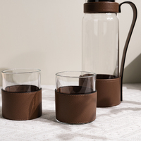 Pichet à eau froide en cuir verre moderne ensemble de vin ensemble d'eau verre à eau décorations pour la maison art créatif ornement de bureau de fête d'hôtel