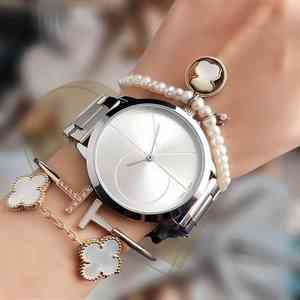 Correa de reloj de triángulo invertido de lujo para <span class=keywords><strong>mujer</strong></span> MKSE Factory GUESSE Geneva marca 38mm cuarzo al por mayor para negocios de moda - Product Image 5