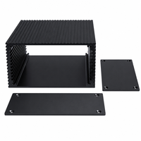 Boîtier de contrôle en aluminium extrudé anodisé noir 111,5*58mm avec dissipateur thermique à ailettes pleine surface, alvéolé, IP54 pour module d'alimentation