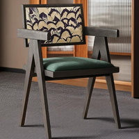 Chaise de salle à manger traditionnelle française en gros avec accoudoirs, empilable et stable, en bois