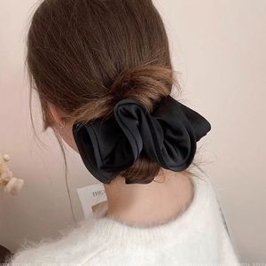 Élastique à cheveux chic style français pour chignon, inspiré d'Instagram, avec volants, pour queue de cheval, en tissu élégant, accessoire de coiffure, cadeau - Product Image 6