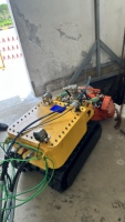 Robot sur chenilles Machine de nettoyage Machine de dragage de canalisations Robot d'égout Robot de dragage de canalisations pour le nettoyage des égouts Desilting