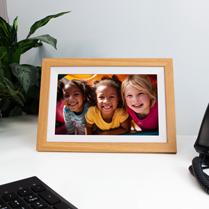 10 Inch Digital <b>Picture</b> <b>Frame</b> With 32G Memory, Wifi Digital Photo <b>Frame</b> Share Images Via Frameo App - Product Image 2