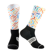 Chaussettes de sport de vélo de montagne de haute qualité à séchage rapide en gros avec impression personnalisée Chaussettes de cyclisme à compression Aero