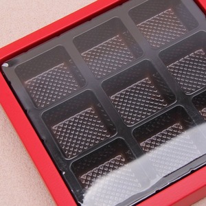 กล่องของขวัญคริสต์มาสช็อกโกแลตพร้อมแผ่นพลาสติกด้านใน สามารถปรับแต่งได้ตามความต้องการ - Product Image 5