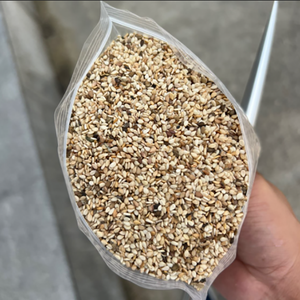 เมล็ดงาทองคำเกรดความบริสุทธิ์หลายระดับ คัดแยกตามสั่งสำหรับผสมส่วนผสมทำขนม - Product Image 4