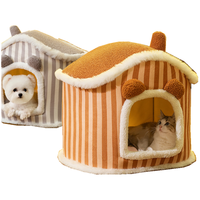 Maison pour animaux de compagnie facile à assembler pour les chats d'extérieur et d'intérieur en hiver chauffée et résistante aux intempéries