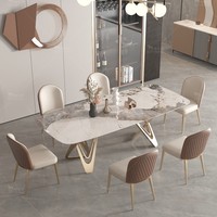 Ensemble de table rectangulaire en marbre avec base dorée en acier inoxydable et forme C, design italien, table et chaises de salle à manger de luxe