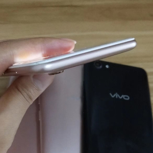 สมาร์ทโฟนแอนดรอยด์เวอร์ชันสากลรุ่น <span class=keywords><strong>Vivo</strong></span> <span class=keywords><strong>Y71</strong></span> 4G พร้อมซิมการ์ดแบบคู่สี่คอร์แรม3GB - Product Image 4