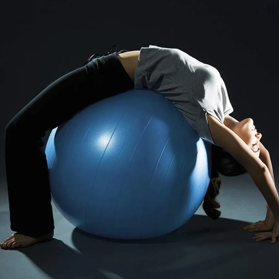 كرة اليوجا للتدريب على التوازن في الجمباز أثناء الحمل مقاومة للانزلاق وبطول 85 سم كرة تمرين مع مضخة