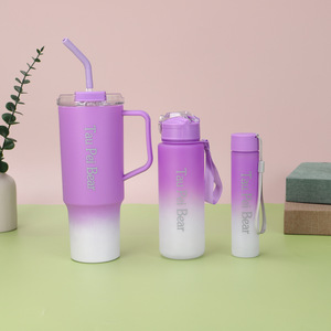 Botella <span class=keywords><strong>de</strong></span> Agua Deportiva <span class=keywords><strong>de</strong></span> Plástico <span class=keywords><strong>de</strong></span> Gran Capacidad para Exteriores, con Degradado, <span class=keywords><strong>de</strong></span> 40 oz, Tres Piezas, con Pajita, para Automóvil - Product Image 4