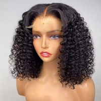 Perruque Bob Courte Bouclée 13x4 en Dentelle Transparente Couleur Noire Naturelle 100% Cheveux Humains avec Baby Hair Pré-Pluckés pour Femmes Noires