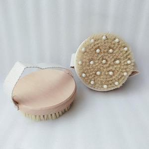 Cepillo de cuerpo seco de masaje anticelulítico de cerdas naturales con mango Cepillo de baño exfoliante con esponjas y depuradores - Product Image 6