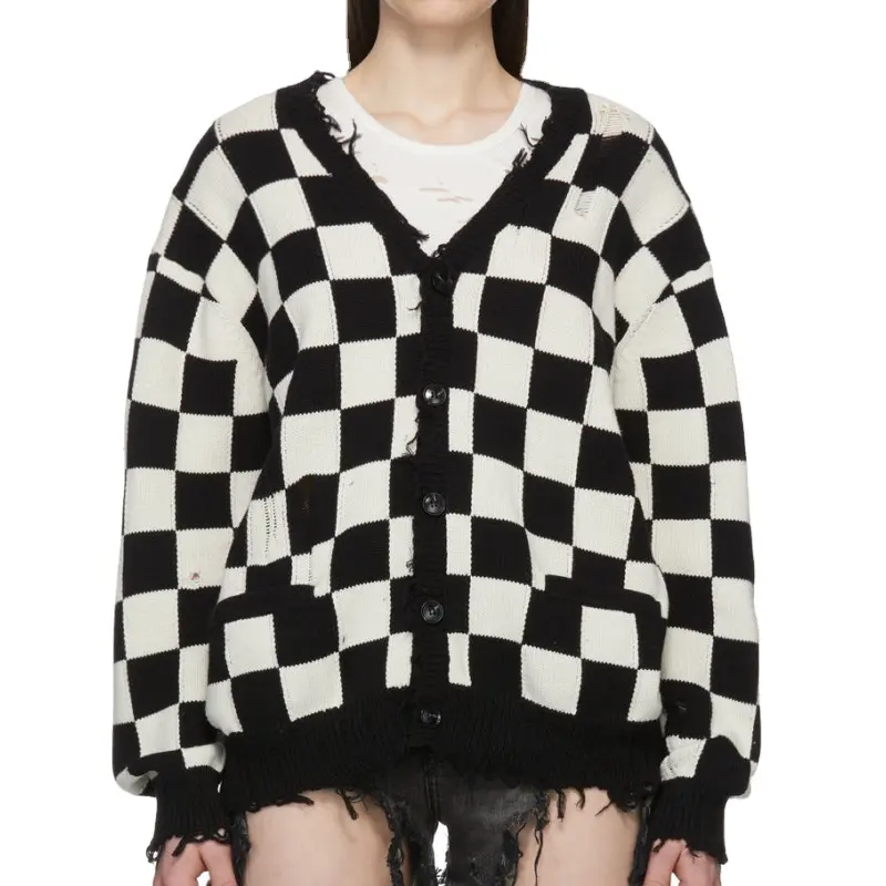 Custom OEM   ODM LOGO Sweater Lady black and white checked sweater Lady pullover girl winter knit top Cardigan lady knit sweater