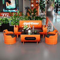 Ensemble table et chaises de salle à manger en baril industriel personnalisé |   Meubles de restaurant en métal uniques pour café, bar et salon