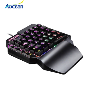 OEM 35-Key ergonomico LED arcobaleno retroilluminazione USB cablato con <span class=keywords><strong>una</strong></span> <span class=keywords><strong>mano</strong></span> <span class=keywords><strong>tastiera</strong></span> da gioco con poggia palmo per telefono e Tablet - Product Image 3