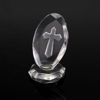 Vente chaude Souvenir Laser Gravé Prière Croix Cadeaux 3d Cristal Cubes Religieux pour Faveur De Mariage
