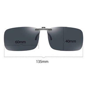 คลิปหนีบแว่นตาสำหรับผู้หญิง เปลี่ยนสีได้ทั้งกลางวันและกลางคืน ใช้ได้สองแบบ แว่นกันแดดโพลาไรซ์แบบคลิปหนีบ ป้องกันรังสียูวี สำหรับคนสายตาสั้น - Product Image 4