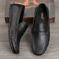 Mocassins pour hommes en cuir de vachette, doublure en cuir véritable, semelle intermédiaire en EVA, semelle extérieure en caoutchouc souple, chaussures de conduite décontractées d'été, motif uni