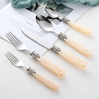 Ensemble de couverts de luxe baroque en acier inoxydable 304, style vintage Palais Royal, doré en relief à la française, pour mariage et hôtel