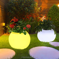 Pot Bunga Taman Tenaga Surya 16 Warna RGB, Vas Luar Ruangan Besar Berlampu LED, Pot Bunga LED Besar Dekoratif Rumah