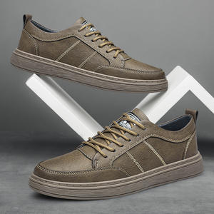 Chaussures décontractées pour hommes avec bande élastique, chaussures en cuir surdimensionnées, chaussures de sport décontractées confortables et respirantes en cuir de vachette pour hommes - Product Image 4