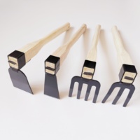Outil de creusement à une main de bonne qualité et bon marché avec râteau à 4 dents pour le jardinage, le désherbage et la plantation d'arbres.