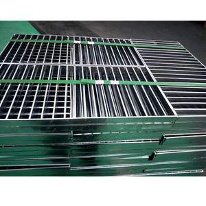 Grossiste <span class=keywords><strong>caillebotis</strong></span> en acier galvanisé pour barres de roulement en métal <span class=keywords><strong>grille</strong></span> en acier <span class=keywords><strong>caillebotis</strong></span> en acier - Product Image 1