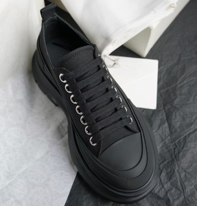 Chaussures de marche d'extérieur rehaussantes à semelle épaisse, design classique et tendance, en toile personnalisée, style sport décontracté, pour hommes et femmes - Product Image 6