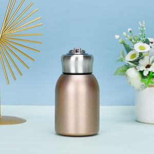 Popular Termo de Acero Inoxidable de 300ml, Portátil de Bolsillo, <span class=keywords><strong>Mini</strong></span>, con Diseño de Gran Volumen, Anillo de Transporte, Temática Anime Romance - Product Image 6