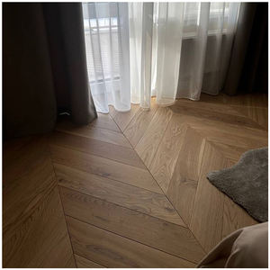 Parquet Apolloxy Chevron Grade AB 18 <span class=keywords><strong>mm</strong></span> <span class=keywords><strong>Plancher</strong></span> Chevron en bois <span class=keywords><strong>flottant</strong></span> en bois de chêne blanc européen - Product Image 4