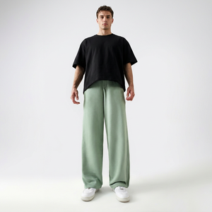 Pantalones anchos de color verde claro para hombre, cintura elástica, ropa informal transpirable para verano - Product Image 1