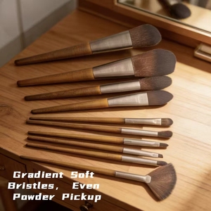 Juego de 10 Brochas de Maquillaje de Lujo, Fibra Sintética, Mango de Madera de Alta Calidad, Brocha Plana, Delineador de Ojos, Corrector, Rubor, Polvo - Product Image 4