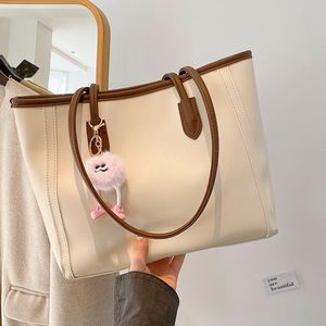 สินค้าขายส่ง กระเป๋าถือผู้หญิงหนัง PU รุ่นใหม่ กระเป๋าสะพายไหล่แฟชั่น กระเป๋าสะพายข้างสำหรับผู้หญิง - Product Image 1