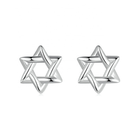 Prix de gros Piercing nouveauté mode boucle d'oreille petites filles enfants Unique bijoux en argent Non ternir étoile S925 boucles d'oreilles