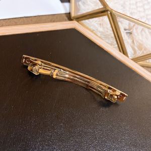 Pasador chapado en oro personalizado <span class=keywords><strong>para</strong></span> <span class=keywords><strong>pinzas</strong></span> <span class=keywords><strong>para</strong></span> el <span class=keywords><strong>cabello</strong></span> en forma de estrella con cara de sonrisa exquisita Lady Hollow - Product Image 3
