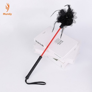 Juguetes sexuales: Paleta para palmadas, látigo de plumas, fetiche de plumas, estimulador de coqueteo, juguetes para adultos, látigos de plumas - Product Image 1