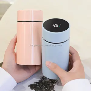 Kunden spezifische Edelstahl Mini isolierte Tasse ins Wind intelligente Anzeige Student Wasser Tasse Geschenk isolierte Tasse