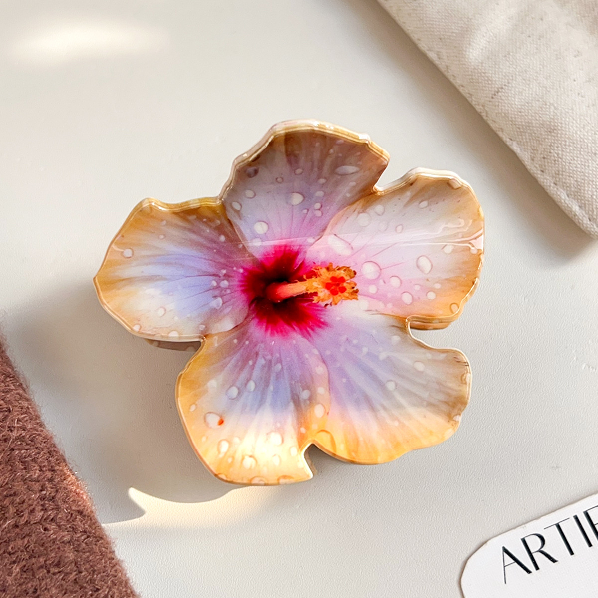 Fleurs jaunes et violettes