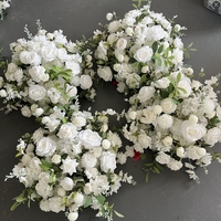 Boule de fleur en soie artificielle Décoration de mariage Boule de fleur de rose Centres de table de mariage Décoration de boule de fleur de rose blanche