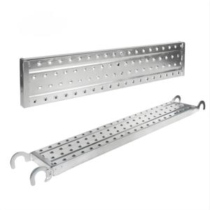 Varios tamaños de Q235 Andamio galvanizado Cubiertas de metal Tablón de metal de alta resistencia Andamio Tablón de acero con gancho