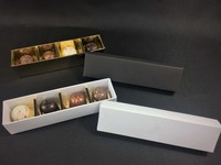 Petite boîte en papier carton de luxe personnalisée pour les bonbons sucrés Emballage en papier couché pour chocolat et aliments Lamination mate pour cadeau