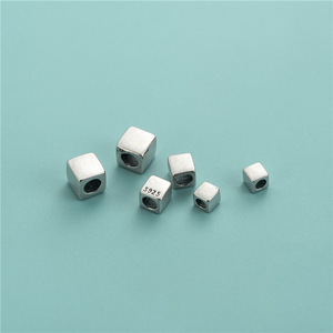 <span class=keywords><strong>Perline</strong></span> Cubiche da 4mm 5mm 6mm in <span class=keywords><strong>Argento</strong></span> Sterling <span class=keywords><strong>925</strong></span> Massiccio, Distanziatori Quadrati per Kit Fai-da-Te per Braccialetti - Product Image 4