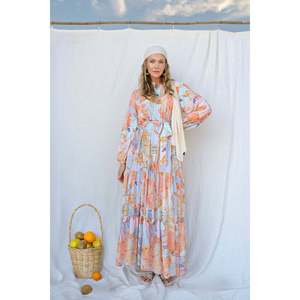 เดรสยาวพิมพ์ลายดอกไม้ คอจีน ทรงเอไลน์ ผ้าชีฟองสีส้ม ระบายอากาศได้ดี สำหรับผู้หญิง - Product Image 5