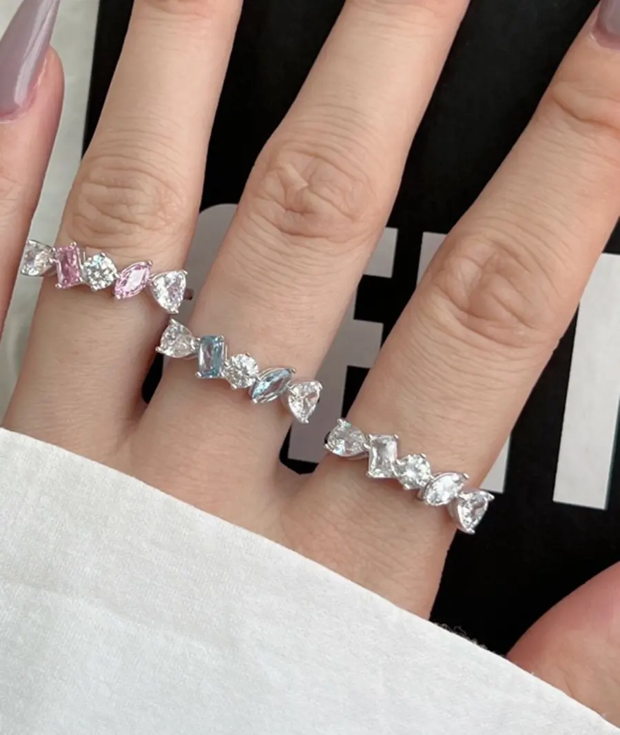 Cincin perak Sterling 925 halus dengan Putih CZ perhiasan cincin aksesori untuk wanita pabrik penjualan langsung perhiasan Glitter penawaran trendi