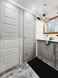 Hoàn toàn tùy chỉnh 10 trạm lớn nhà vệ sinh Trailer sang trọng nam và nữ phòng tắm Trailer di động nhà vệ sinh Trailer - Product Image 5